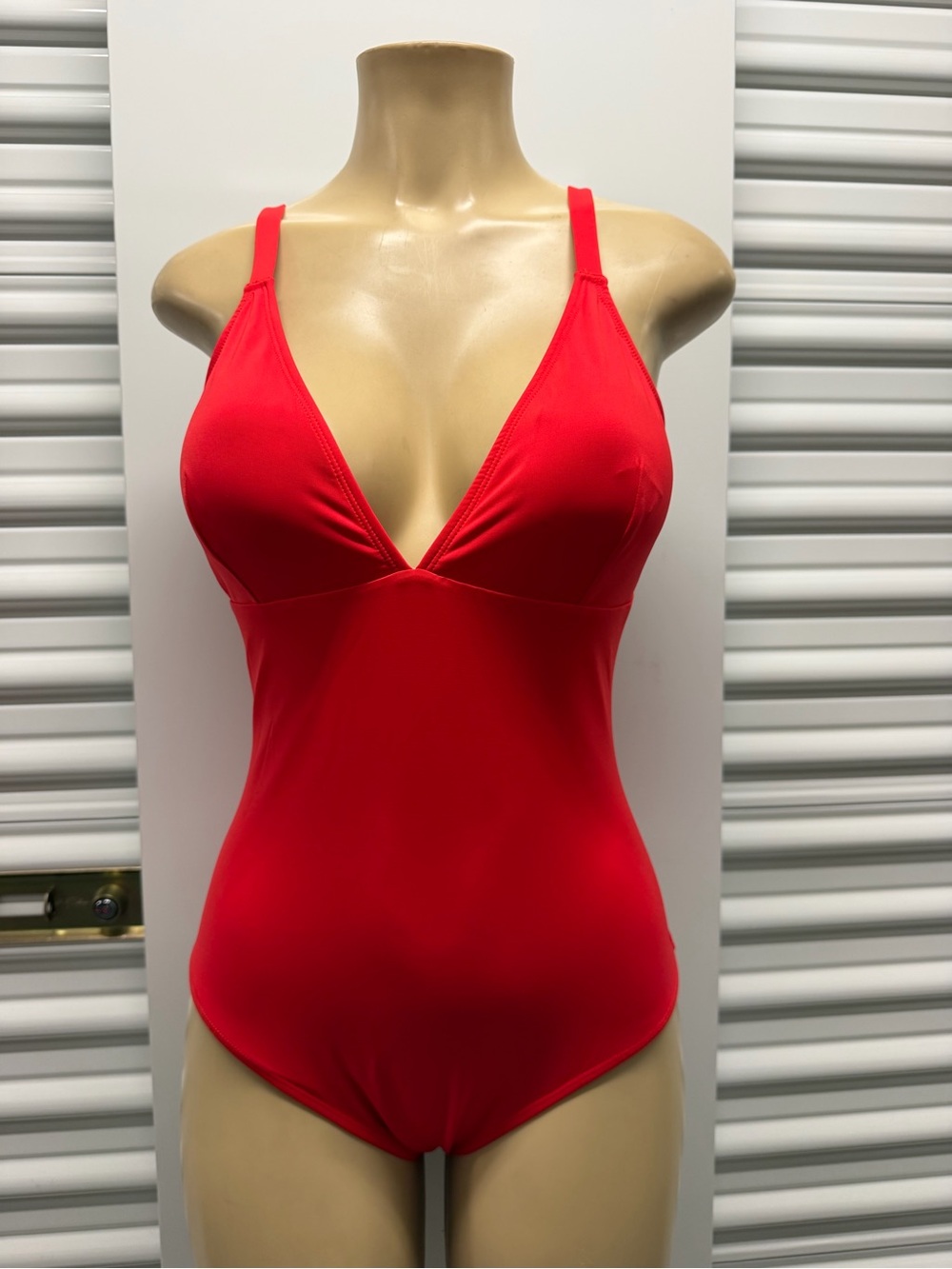 Cupshe Bright Red Slim & Sculpt One-Piece Swimsuit